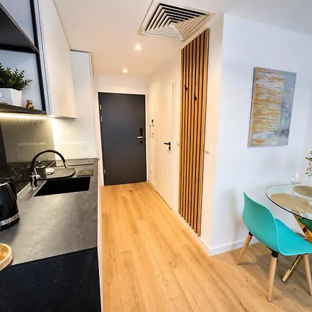 Plac Wolnosci 6 Bond Appart hôtel 3*