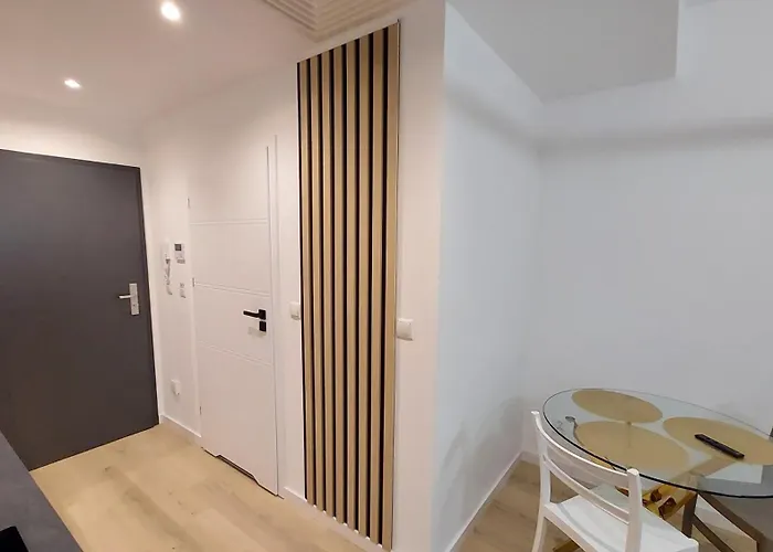 Apartmanhotel Plac Wolnosci 6 Bond Poznań